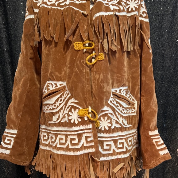 Native jacket - Picture 2 of 3